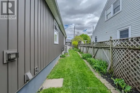 36 Crandell Avenue Brantford ON N3S 1C9