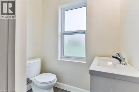 321 Dalhousie Street Brantford ON N3S 3V8