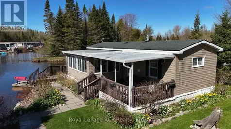 61 Lakeside Street Wellington North ON N0G 2L0