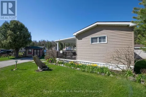 61 Lakeside Street Wellington North ON N0G 2L0