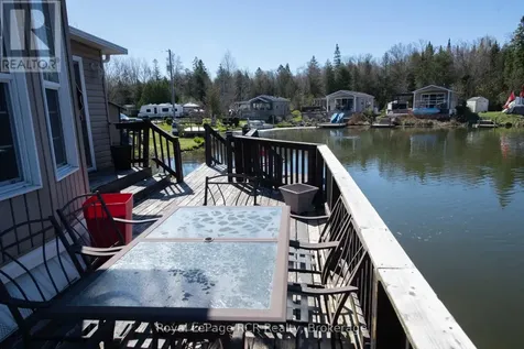 61 Lakeside Street Wellington North ON N0G 2L0