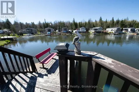 61 Lakeside Street Wellington North ON N0G 2L0