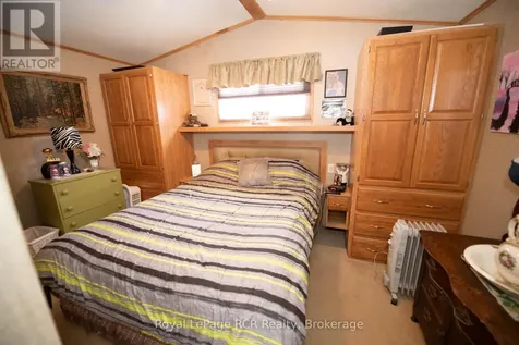 61 Lakeside Street Wellington North ON N0G 2L0