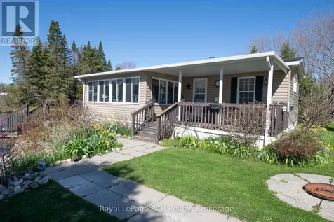 61 Lakeside Street Wellington North ON N0G 2L0