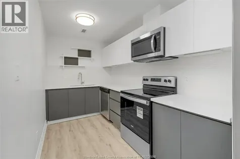 3320 Stella Crescent Windsor ON N8T 0B7