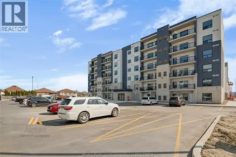 3320 Stella Crescent Windsor ON N8T 0B7