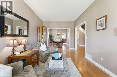 29 Watson Crescent Ayr ON N0B 1E0