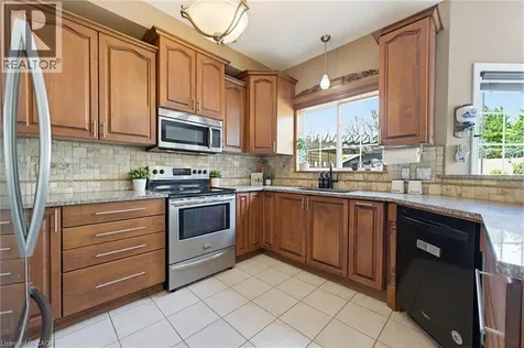 29 Watson Crescent Ayr ON N0B 1E0