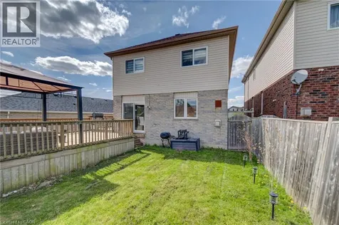 32 Lena Crescent Cambridge ON N1R 8P4