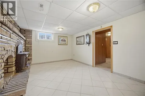 31 Summercrest Drive Hamilton ON L8K 6G5