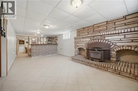 31 Summercrest Drive Hamilton ON L8K 6G5