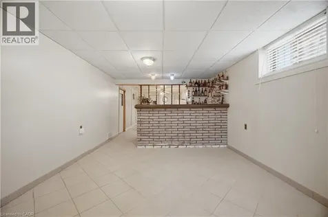 31 Summercrest Drive Hamilton ON L8K 6G5