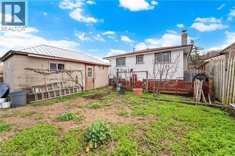 31 Summercrest Drive Hamilton ON L8K 6G5