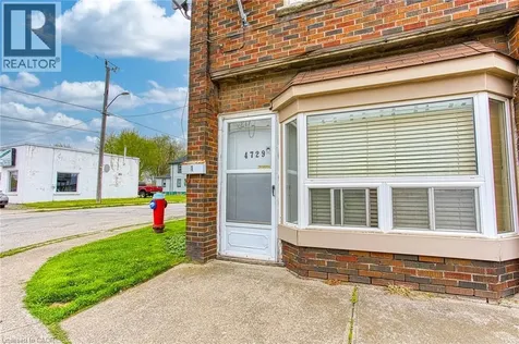 4727 Ferguson Street Niagara Falls ON L2E 2Z4