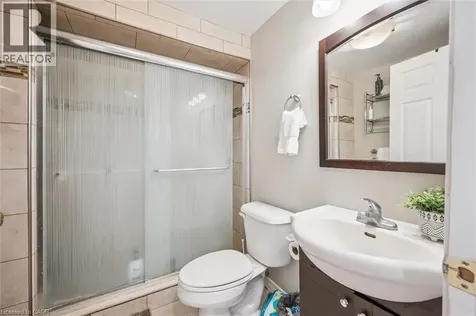 96 Hay Crescent Cambridge ON N1P 1H7