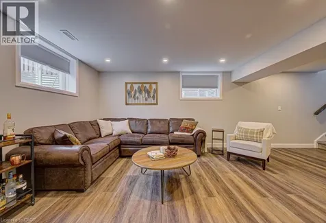 15 Matheson Crescent Innerkip ON N0J 1M0
