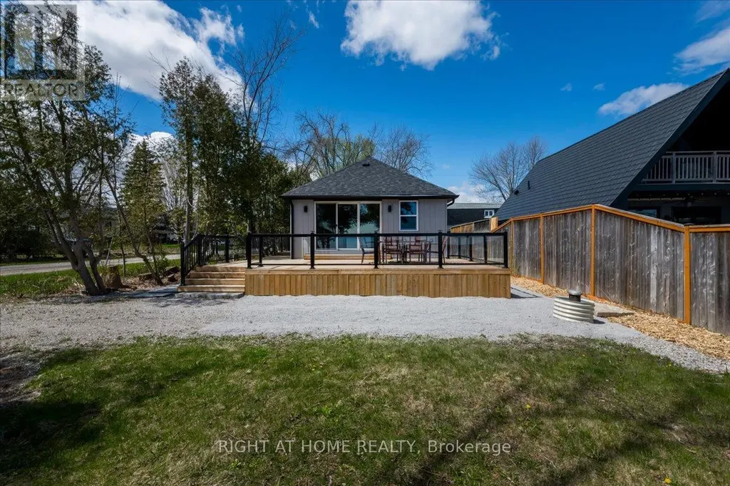 241 Rockaway Beach Place Innisfil ON L0L 1K0