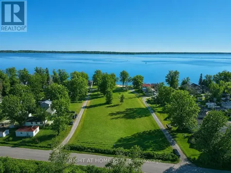 241 Rockaway Beach Place Innisfil ON L0L 1K0