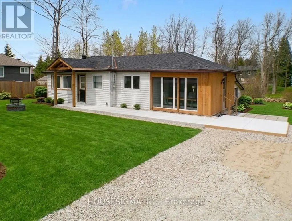 8892 Beachwood Road Wasaga Beach ON L9Z 2Y5
