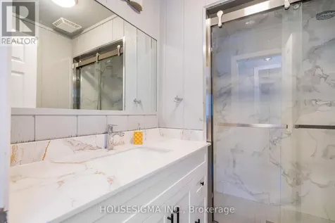 8892 Beachwood Road Wasaga Beach ON L9Z 2Y5