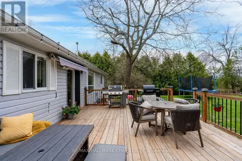 3778 West Street West Innisfil ON L9S 2L8