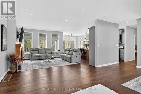 81 Lakeland Avenue Trent Lakes ON K0L 1J0