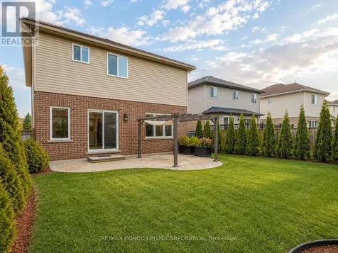 859 Brandenburg Boulevard Waterloo ON N2T 2X6