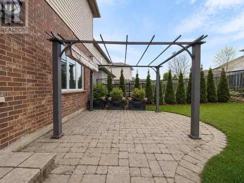 859 Brandenburg Boulevard Waterloo ON N2T 2X6