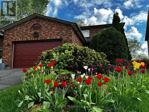 1360 Gaultois Avenue Ottawa ON K1C 3G6