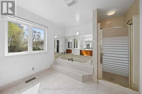 1360 Gaultois Avenue Ottawa ON K1C 3G6