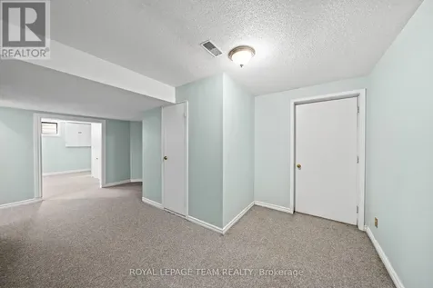 1360 Gaultois Avenue Ottawa ON K1C 3G6