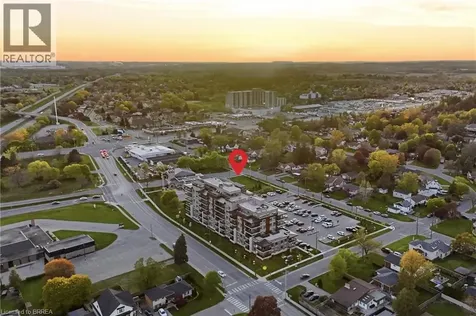 34 Norman Street Brantford ON N3R 2Y1