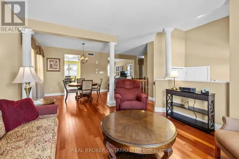 204 Hillpark High Street Ottawa ON K1W 0B5
