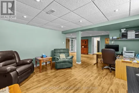 204 Hillpark High Street Ottawa ON K1W 0B5
