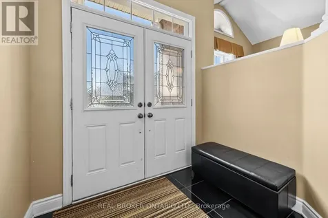 204 Hillpark High Street Ottawa ON K1W 0B5
