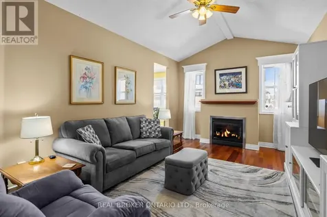 204 Hillpark High Street Ottawa ON K1W 0B5