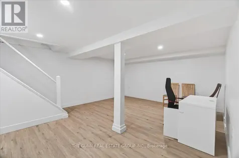 38 Wychwood Park London North (north J) ON N6G 1R6