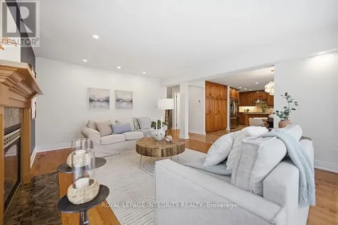 50 Rosenfeld Crescent Ottawa ON K2K 2L2