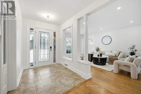 50 Rosenfeld Crescent Ottawa ON K2K 2L2