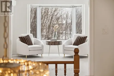 50 Rosenfeld Crescent Ottawa ON K2K 2L2