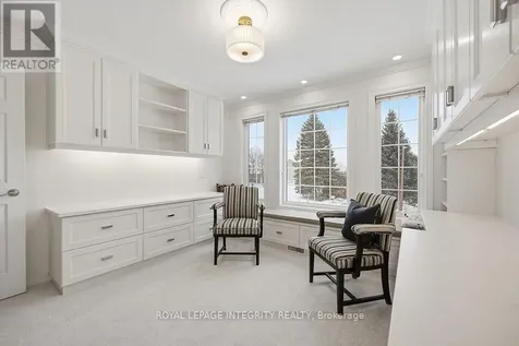 50 Rosenfeld Crescent Ottawa ON K2K 2L2