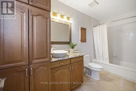 50 Rosenfeld Crescent Ottawa ON K2K 2L2