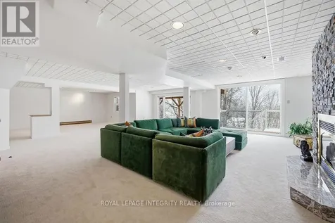 50 Rosenfeld Crescent Ottawa ON K2K 2L2
