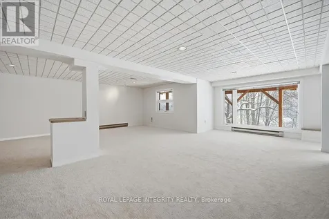 50 Rosenfeld Crescent Ottawa ON K2K 2L2