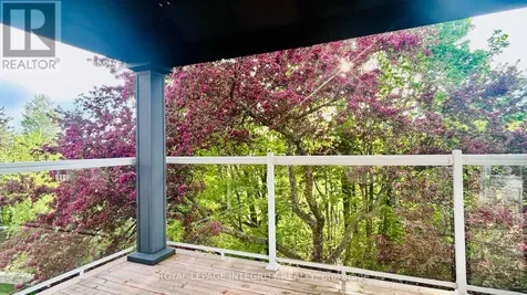 50 Rosenfeld Crescent Ottawa ON K2K 2L2