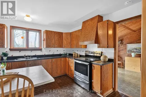 2789 Cowell Road Ottawa ON K0A 2T0