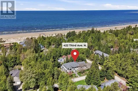 422 Third Avenue North South Bruce Peninsula ON N0H 2G0