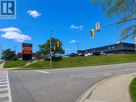 451 Albert Street Waterloo ON N2L 5A7