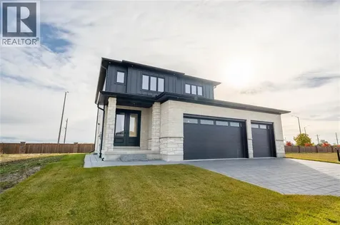 1045 Manhattan Drive Sarnia ON N7S 0H1