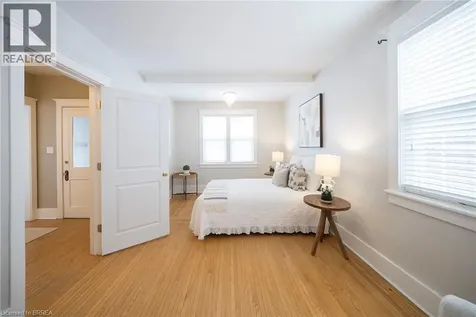 48 Lincoln Avenue Brantford ON N3T 4S7